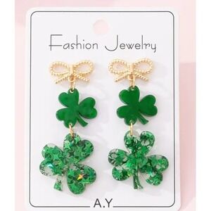 St Patricks Day Green Shamrock Glitter Bow Dangle Earrings Lucky Clover